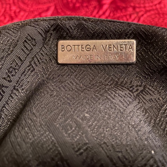 Genuine Bottega Venetta leather hand bag - Picture 8 of 16